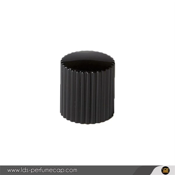Menegak Bijirin Plastik Topi